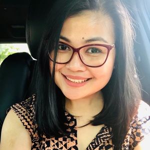 Meet your Posher, Angela